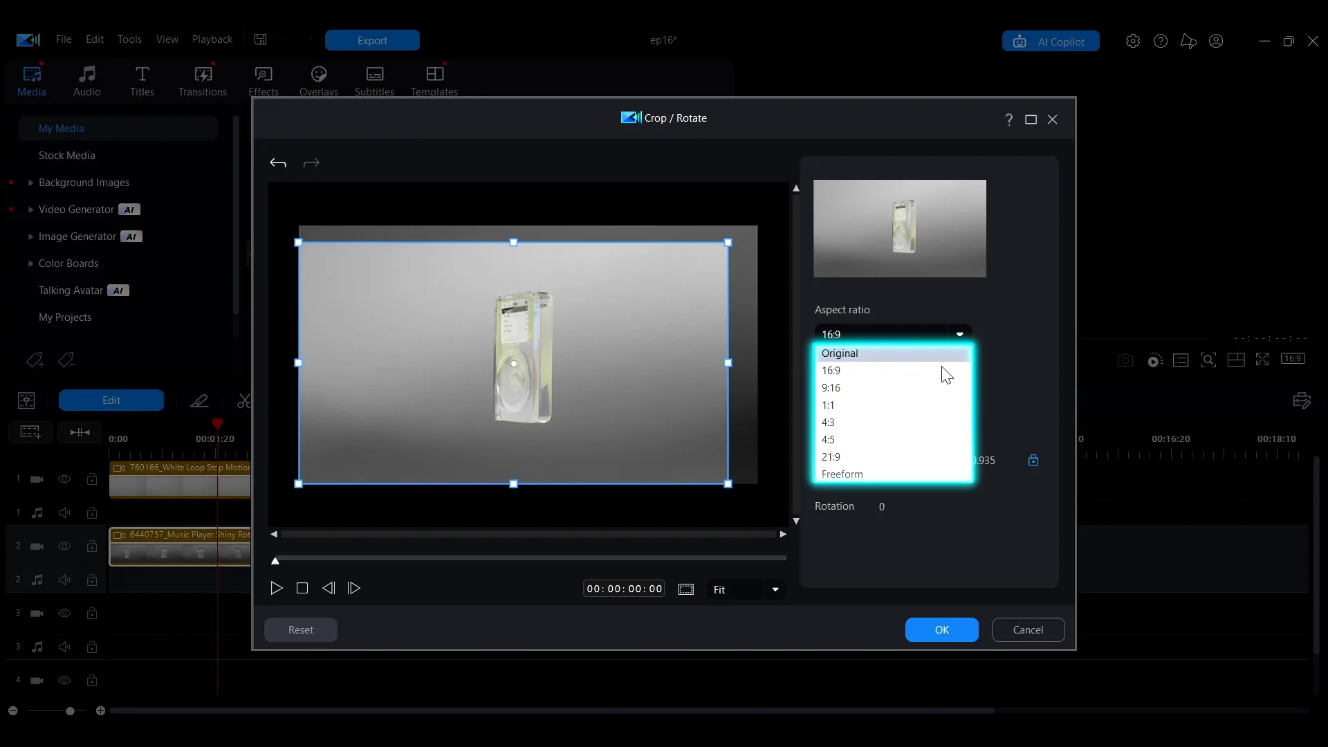 The Aspect ratio dropdown open in the crop window