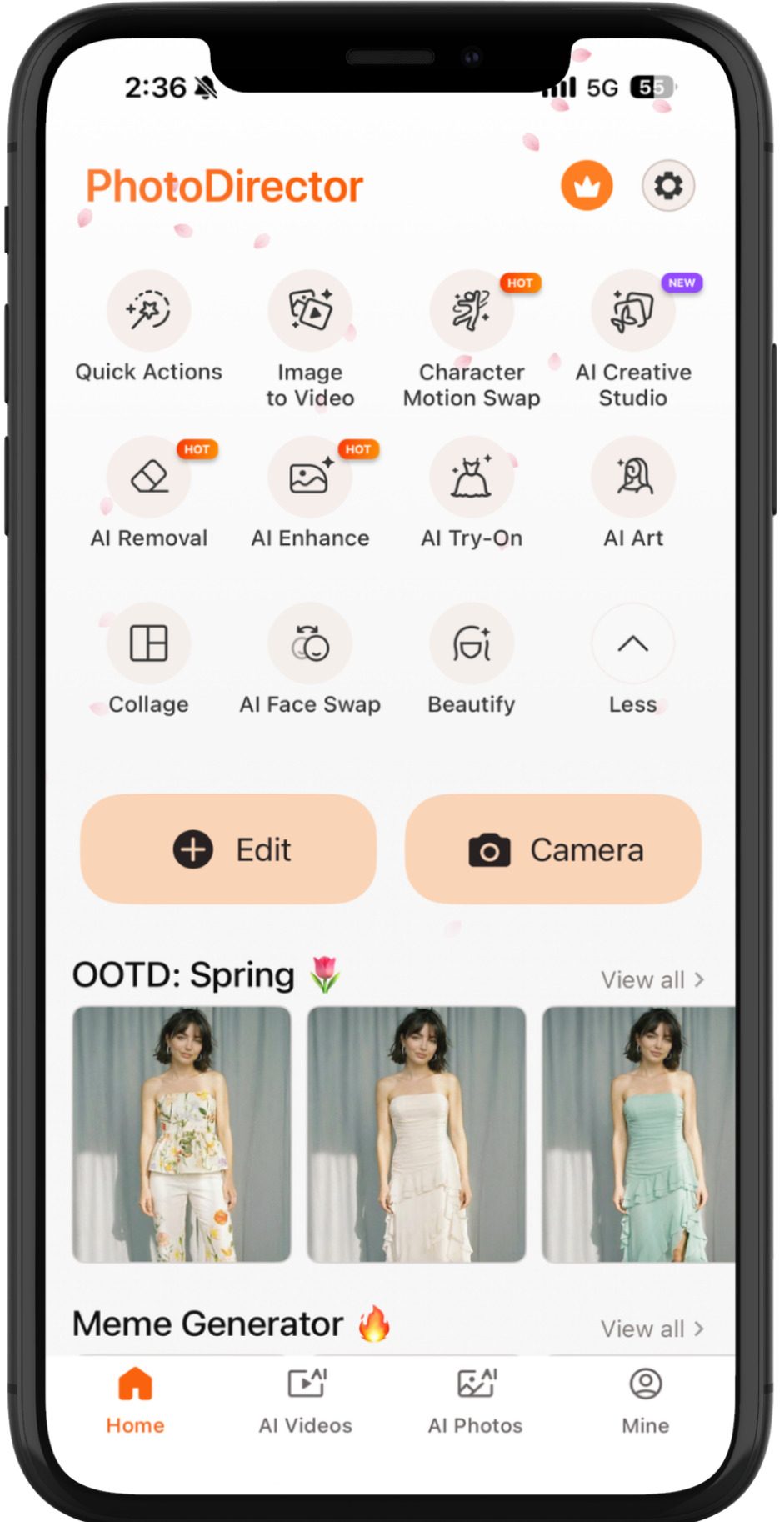 launcher image of PhotoDirector with features listed