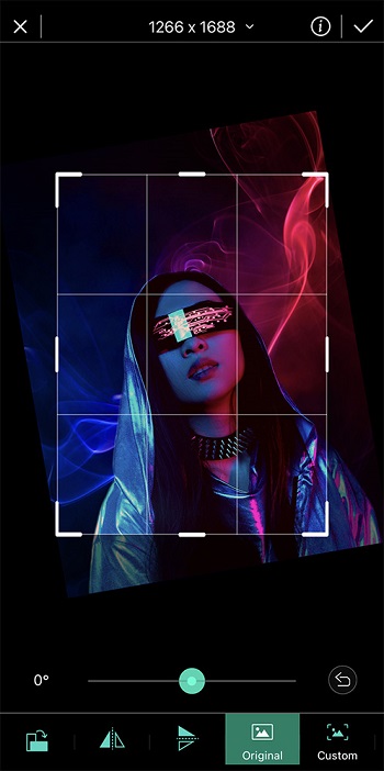 PhotoDirector App Interface