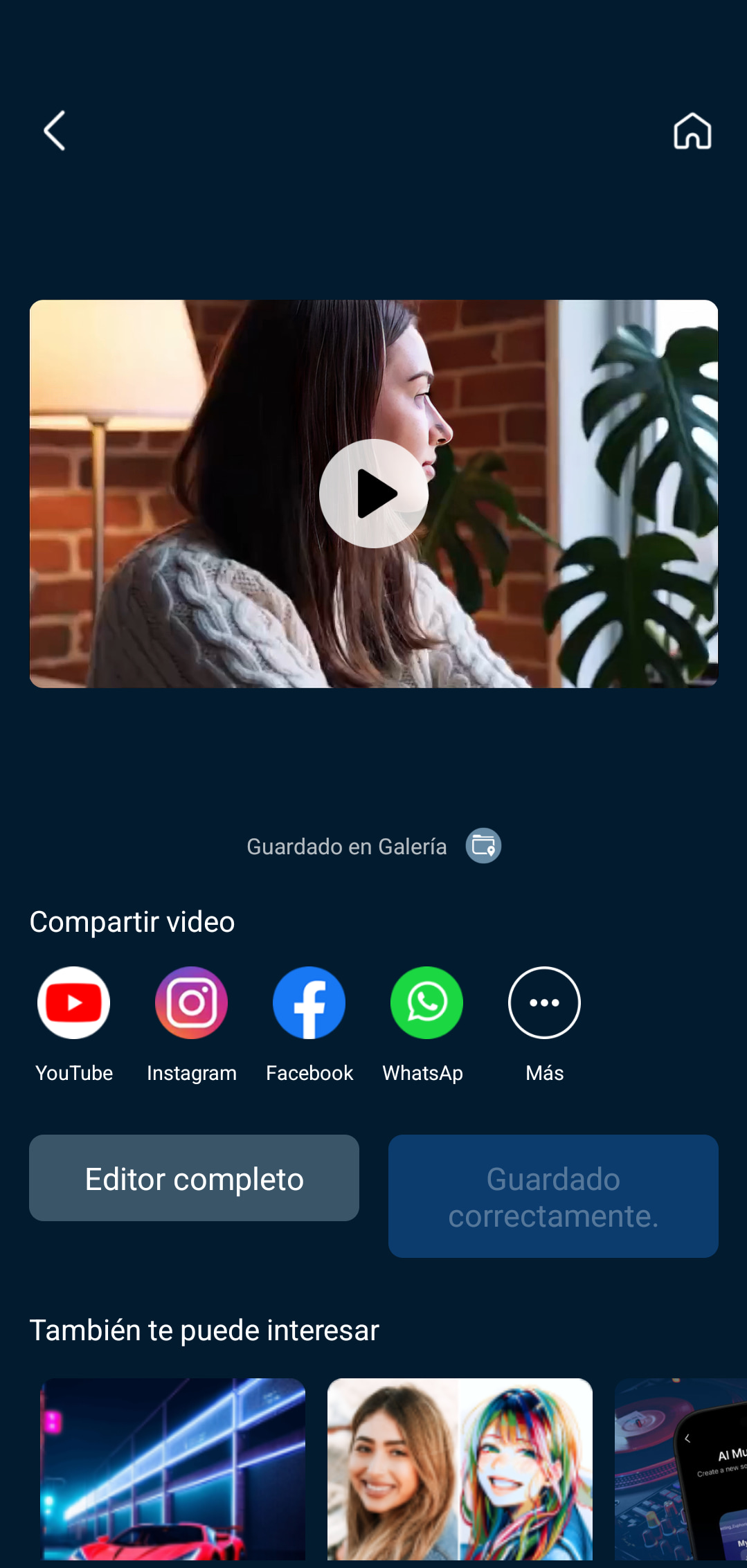 Pantalla de PowerDirector para Android confirmando que el video mejorado se guardó en la galería