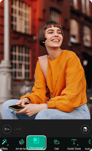 PhotoDirector - Détourer une image étape sur mobile