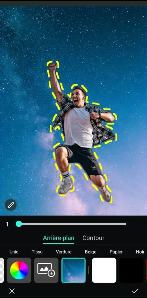 PhotoDirector - Détourer une image étape sur mobile