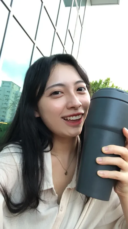 單手拿東西範例