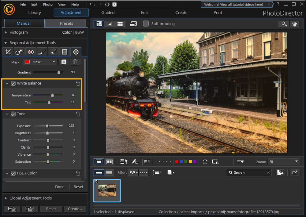 PhotoDirector - White Balance