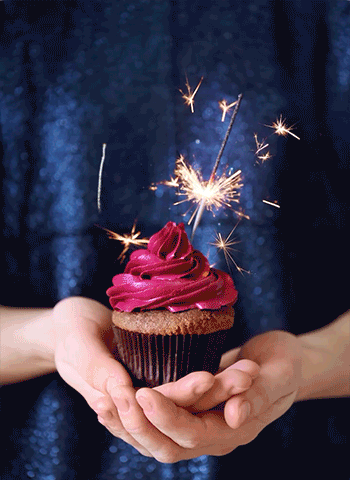 PhotoDirector App - Birthday GIF Maker