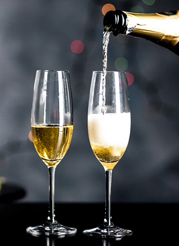 PhotoDirector App - Birthday GIF Maker