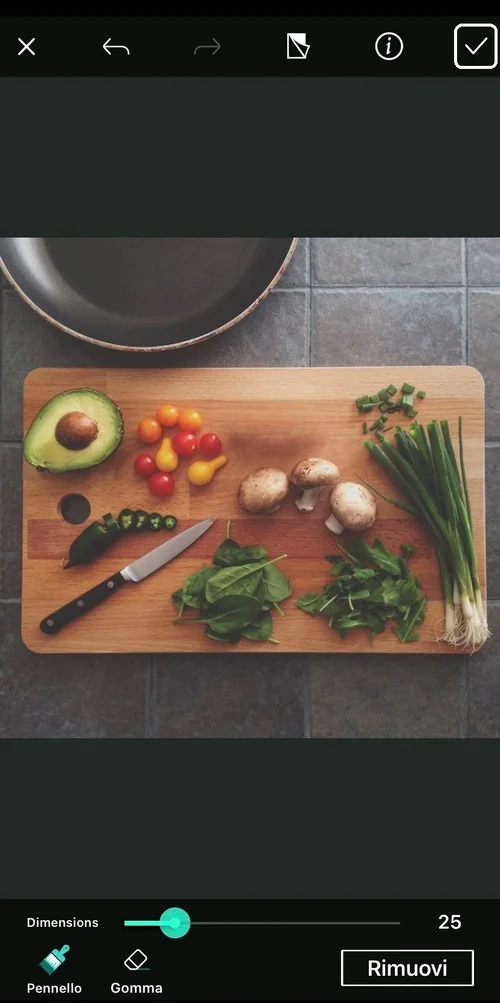 4. Quando si è soddisfatti del risultato, premere l'icona di spunta in alto a destra.