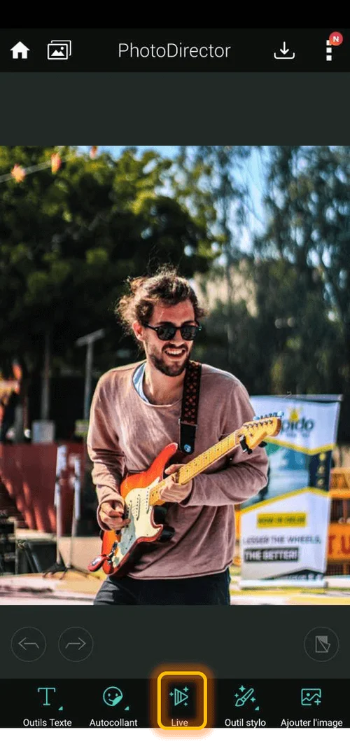 PhotoDirector - Flouter l'arrière-plan d'une photo avec effet Bokeh Etape 1