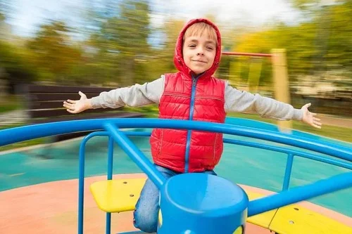 PhotoDirector - La mejor app gratuita para desenfocar el fondo de una foto