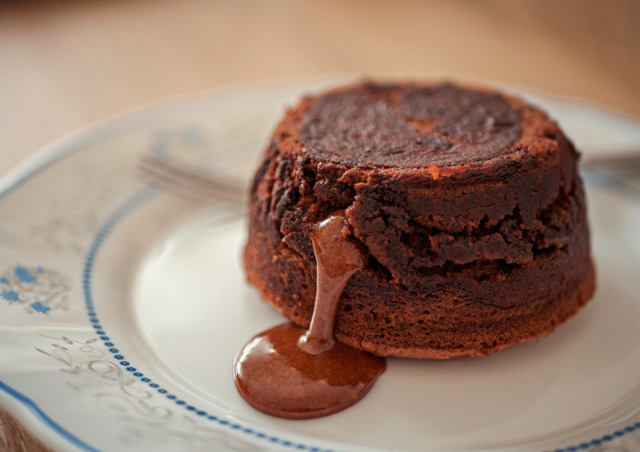 展現食物正在被享用