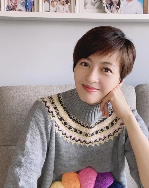 中年婦女短髮造型推薦：耳下極短髮