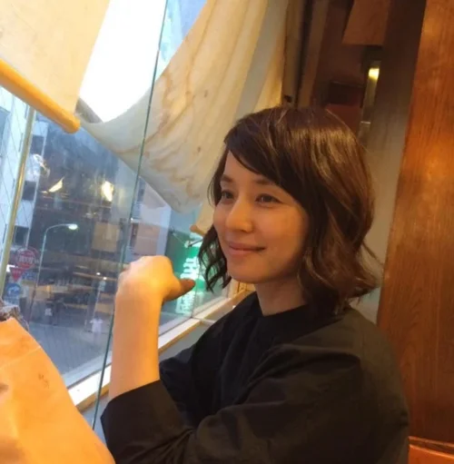 中年婦女短髮造型推薦：微捲短髮