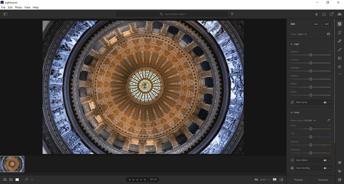 Interface du logiciel de retouche photo Lightroom