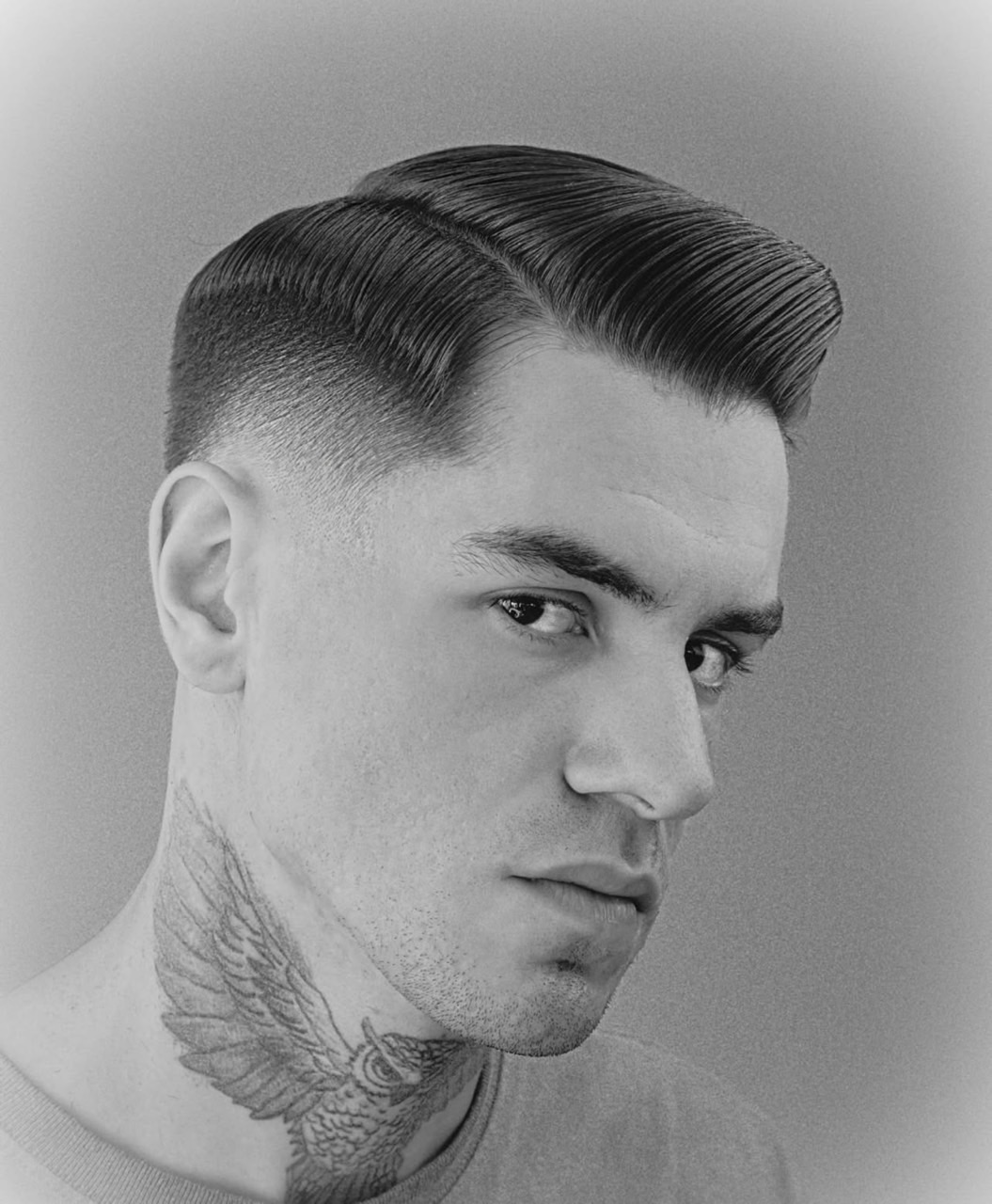 Sidepart - Best haircut for men with round face