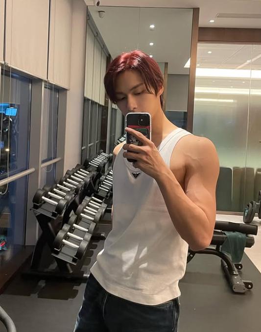 Vivid Glam 男生染髮推薦