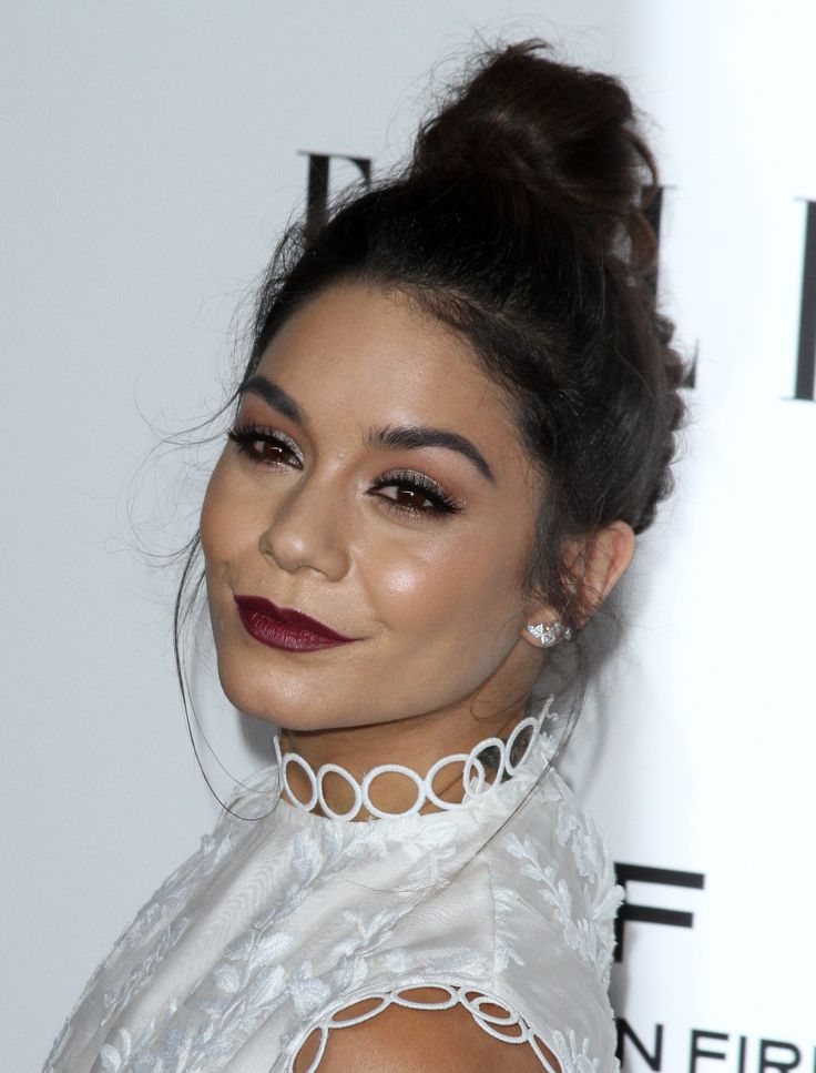 Recommended Hairstyles for a Diamond-Shaped Face