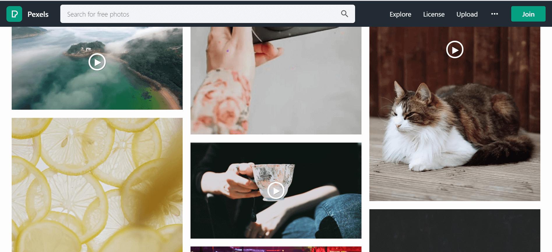 Pexels - Milliers de clips communautaires disponibles pour tout usage