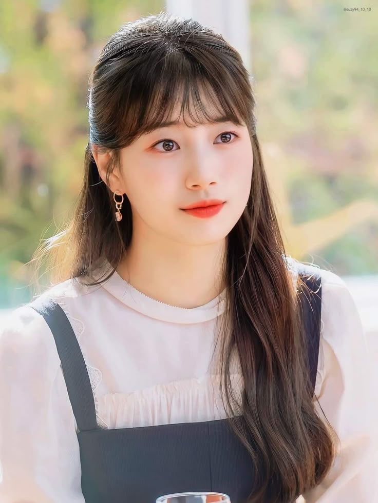 Frange Coréenne - Star Suzy Bae