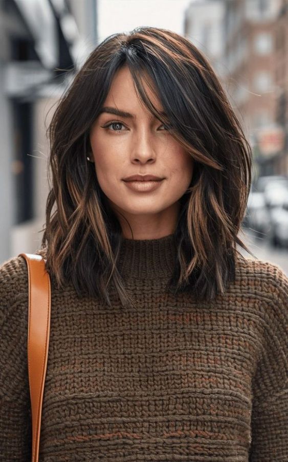Les cheveux mi-longs dégradés