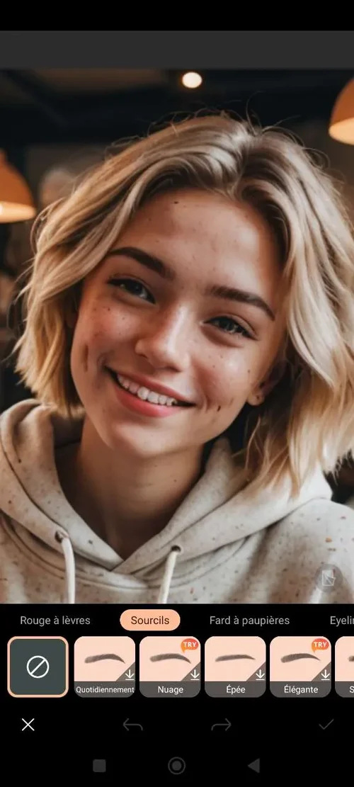 Comment tester différentes formes de sourcil facilement?