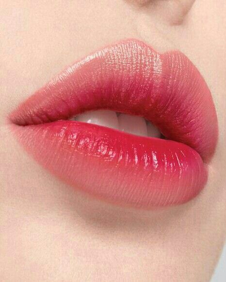 Popular Lip Filler Shapes: Full Lips with Defined Contours