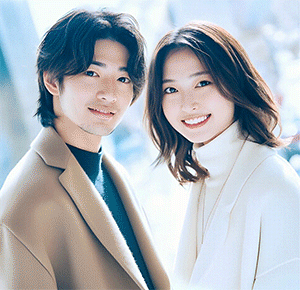 PhotoDirector AI キスサンプル