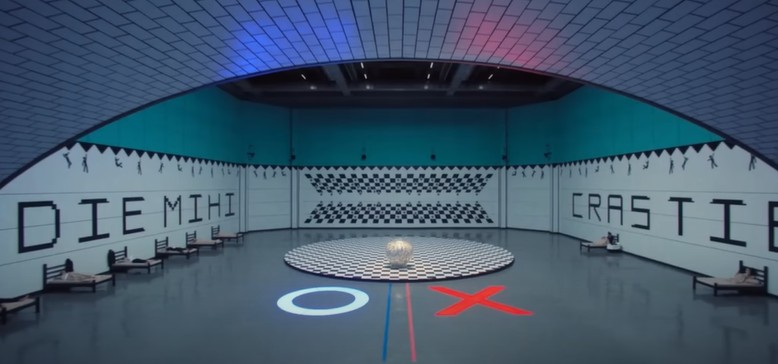 魷魚遊戲彩蛋:警示意味的牆壁