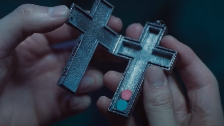 魷魚遊戲彩蛋:紅色藍色藥丸