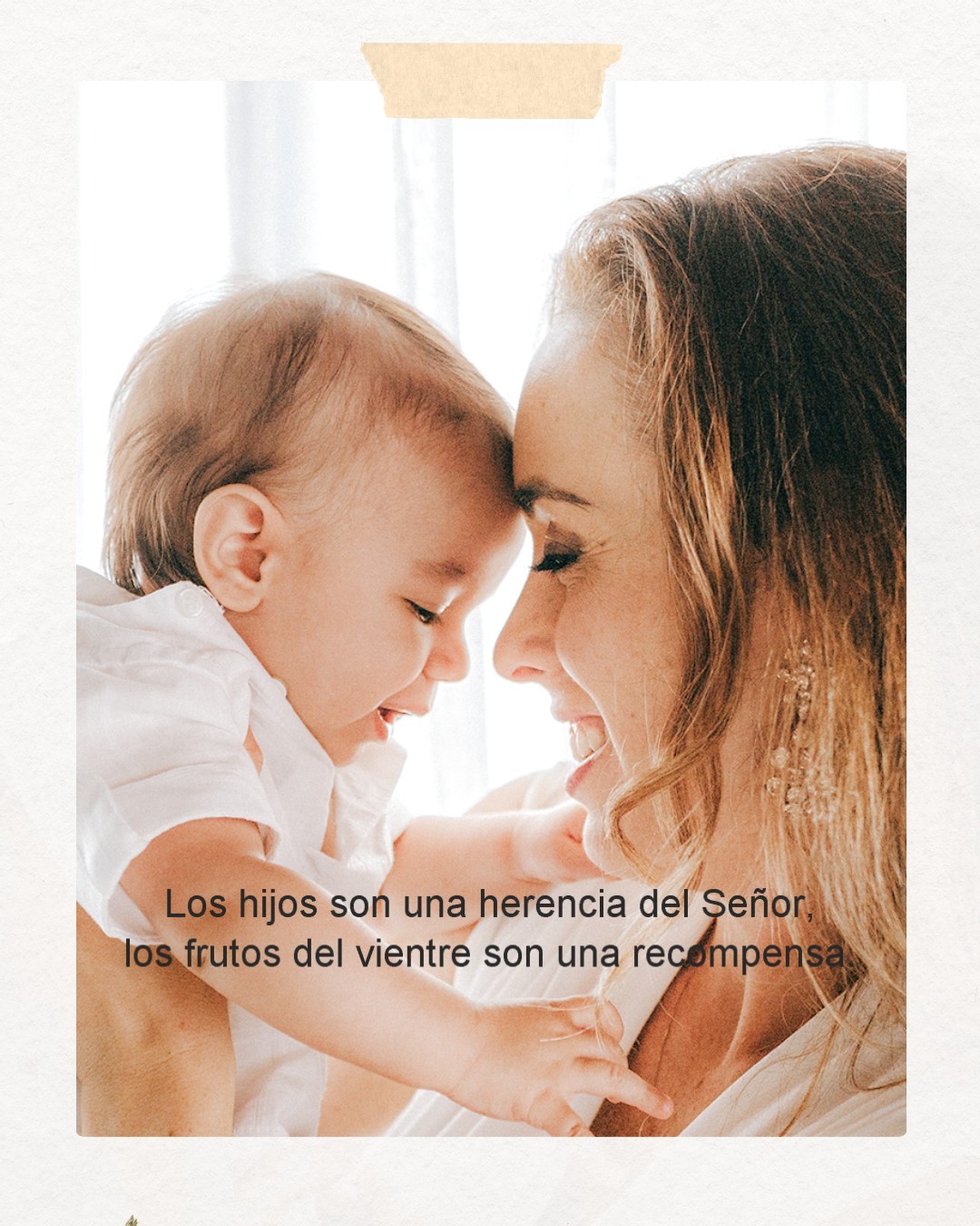 tarjetas para recibir y dar la bienvenida a un bebé recién nacido