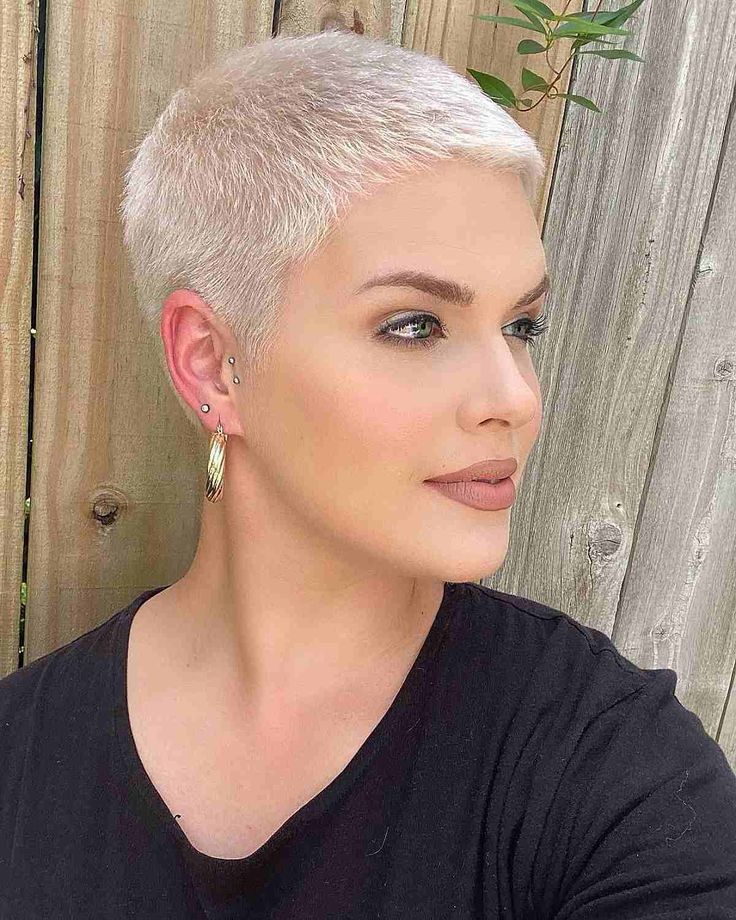 Le buzz cut féminin