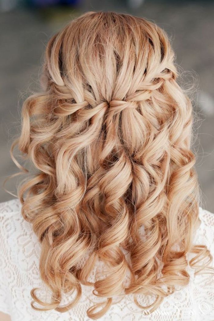 Tresse couronne discrète coiffure mariage simple et chic