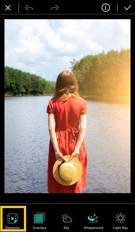 Use the best photo editor app PhotoDirector Mobile to add animated stickers to your photos