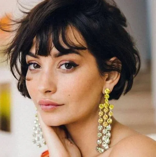 Imagen del Peinado Bixie con flequillo