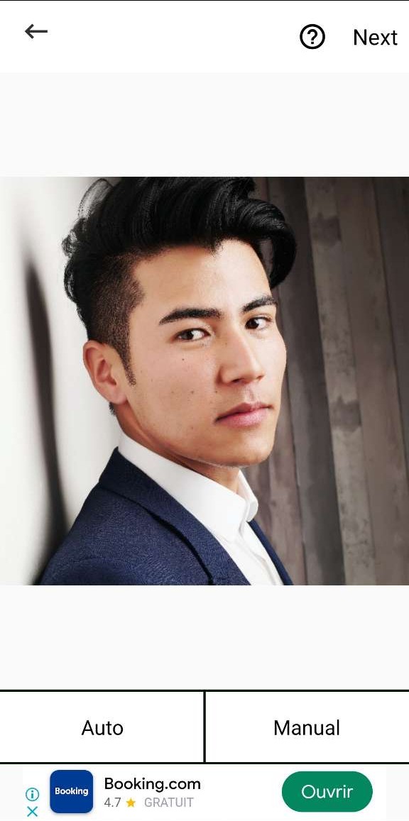 Avant Application de l'effet Cartoon avec Photo à Caricature Maker