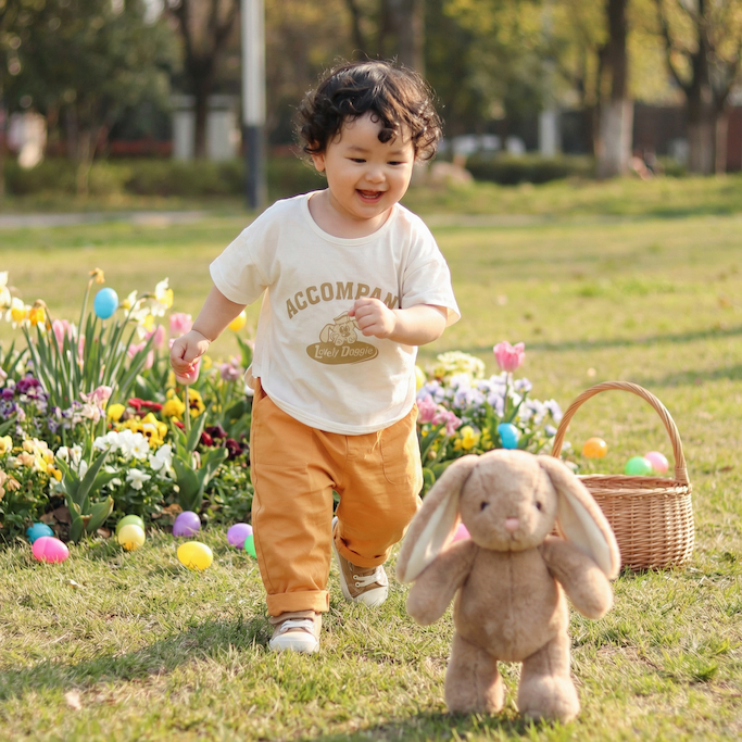 Easter Photo Shoot Ideas - Bunny Chase
