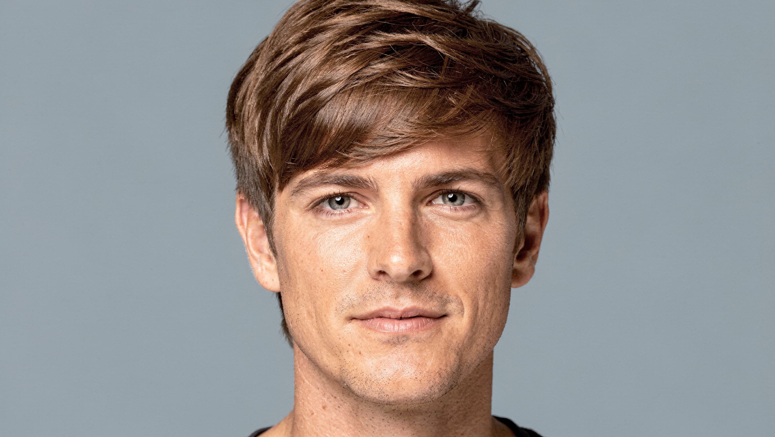 Modelo con corte de tipo capas suaves