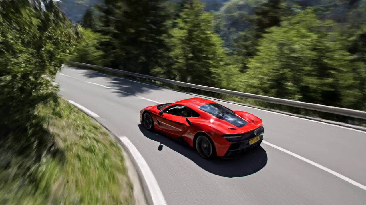 Imagen de auto a alta velocidad generada con MyEdit