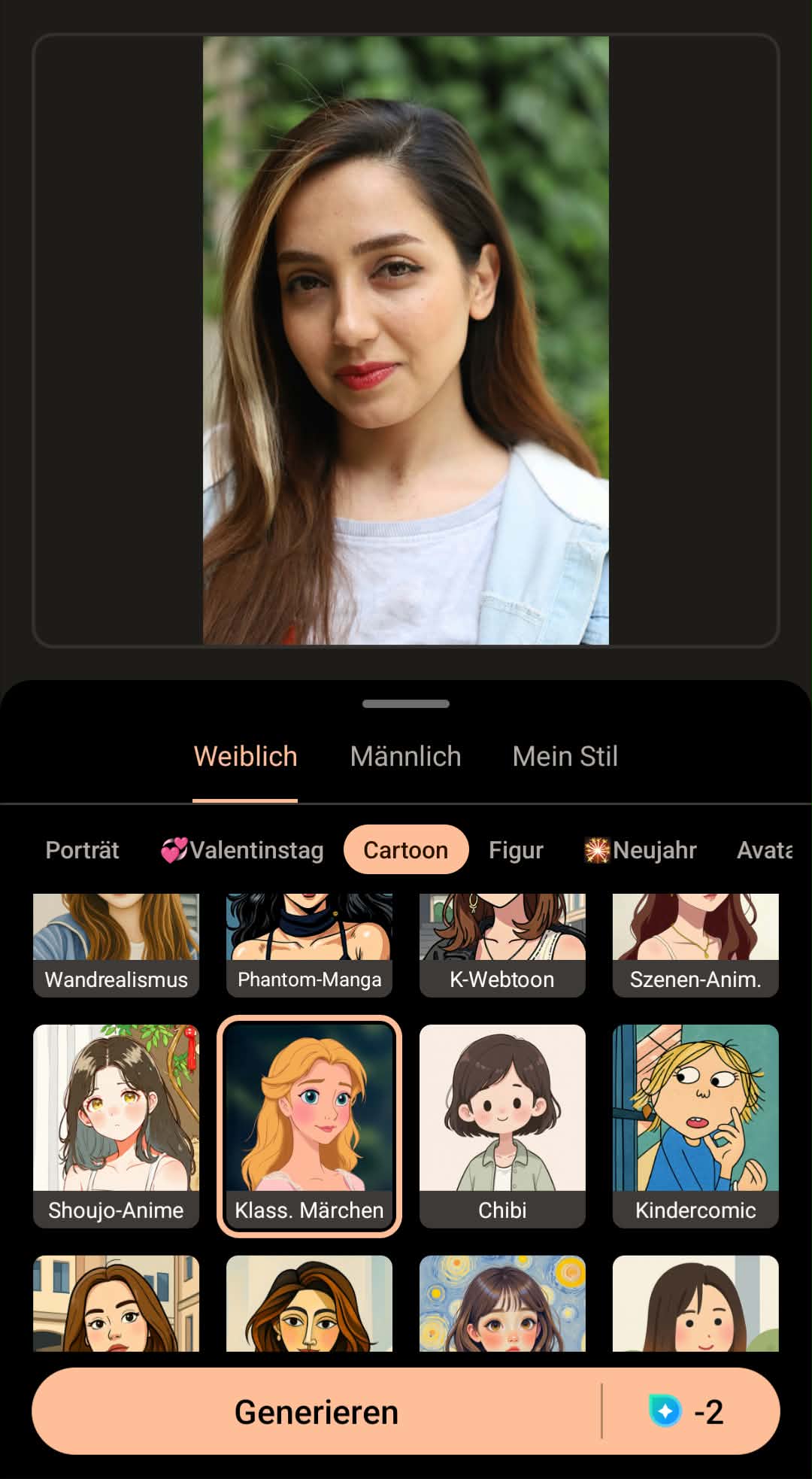 PhotoDirector App-Oberfläche mit der Auswahl verschiedener KI-Comic-Stile wie Shoujo-Anime, Klassisches Märchen und Chibi.