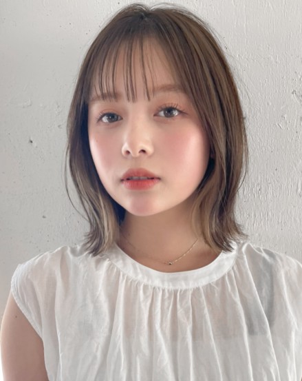 女生方臉髮型推薦