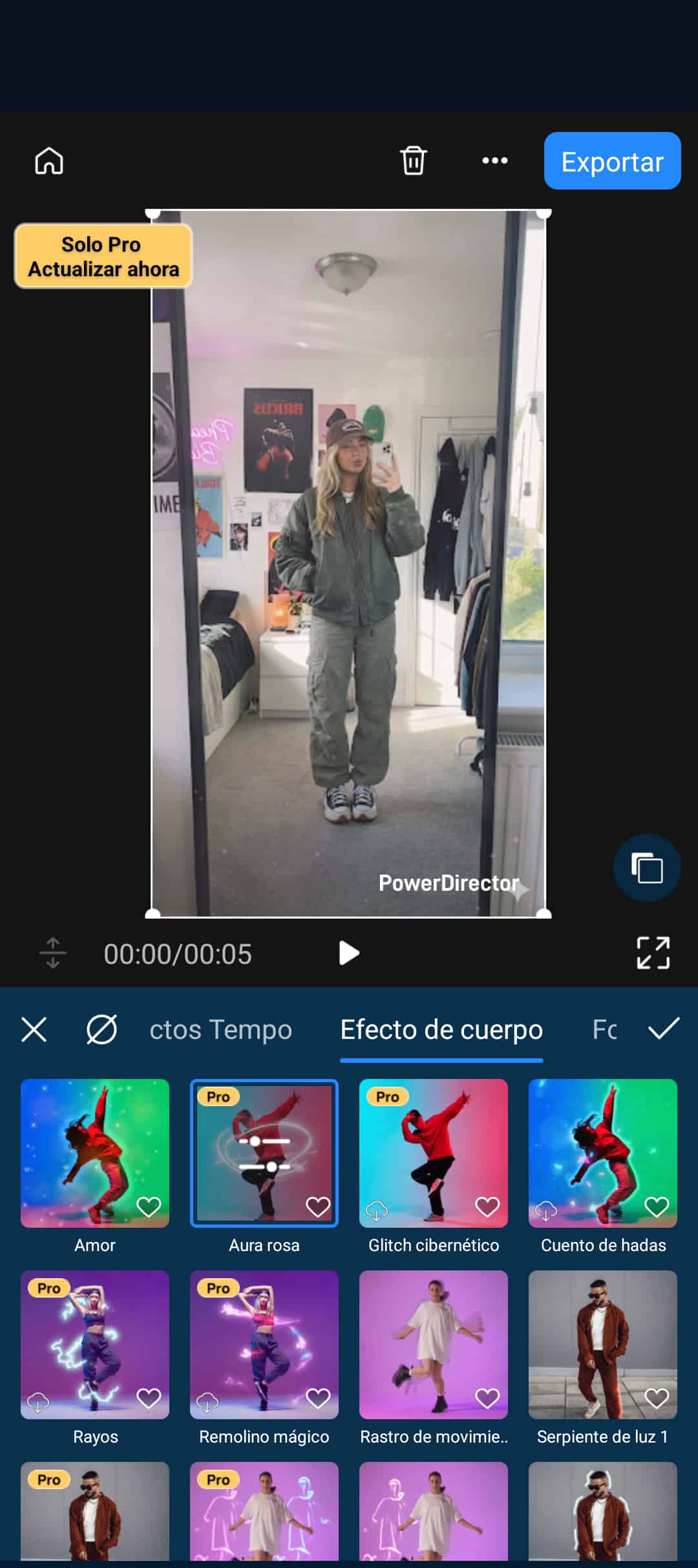 Tutorial sobre cómo usar PowerDirector para Outfit Check